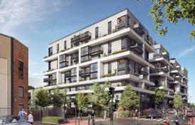 New residential complex with apartments en Suresnes, Francia. de 315 000 €