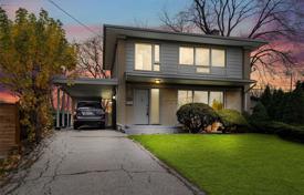Casa de pueblo – Etobicoke, Toronto, Ontario,  Canadá. C$1 458 000