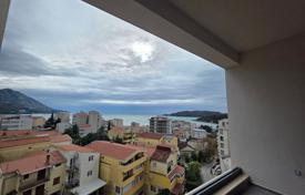 2 dormitorio piso 105 m² en Bečići, Montenegro. 370 000 €