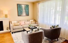 11 dormitorio casa de pueblo en North York, Canadá. C$2 157 000