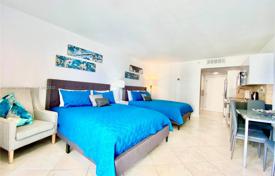 Condominio – Collins Avenue, Miami, Florida,  Estados Unidos. $255 000