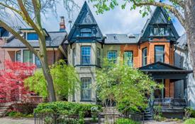 Adosado – Macpherson Avenue, Old Toronto, Toronto,  Ontario,   Canadá. C$2 167 000