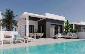 Situado a poca distancia andando de tiendas y restaurantes en Rojales. Villa con piscina privada (3.. 629 000 €