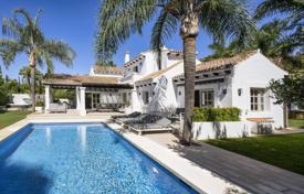 Villa – Nueva Andalucia, Marbella, Andalucía,  España. 3 495 000 €