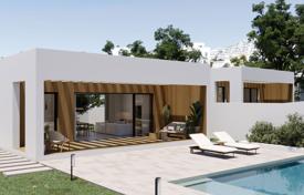 4 dormitorio chalet 200 m² en Finestrat, España. 640 000 €