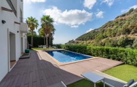 Villa – Benahavis, Andalucía, España. 1 350 000 €