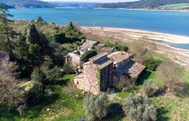 14 dormitorio finca rústica 363 m² en Baschi, Italia. 773 000 €