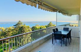 3 dormitorio piso en Californie - Pezou, Francia. Price on request