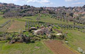 22 dormitorio finca rústica 458 m² en Montepulciano, Italia. 740 000 €