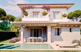 15 dormitorio villa en Pietrasanta, Italia. 1 230 000 €