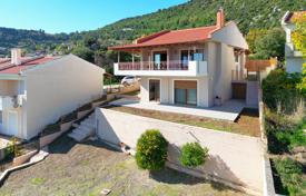 3 dormitorio villa 200 m² en Korinthia, Grecia. 270 000 €