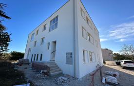 3 dormitorio piso 110 m² en Poreč, Croacia. 495 000 €