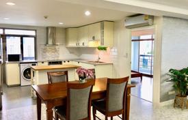 3-dormitorio apartamentos en condominio en Watthana, Tailandia. $473 000