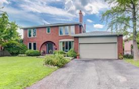 Casa de pueblo – North York, Toronto, Ontario,  Canadá. C$1 907 000