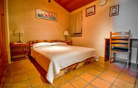 12 dormitorio casa de pueblo 450 m² en Punat, Croacia. 2 500 000 €