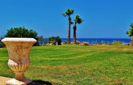Villa – Paralimni, Famagusta, Chipre. 4 400 €  por semana