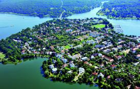 Adosado – Potsdam, Brandenburg, Alemania. 6 300 000 €