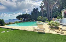 Villa – Cannes, Costa Azul, Francia. 9 000 €  por semana