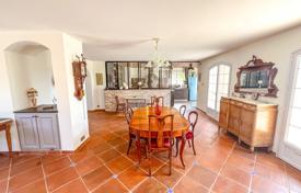 9 dormitorio villa en Chateauneuf-Grasse, Francia. 1 690 000 €