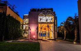8 dormitorio chalet en Antibes, Francia. 31 000 €  por semana