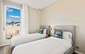 4-dormitorio apartamentos en edificio nuevo 95 m² en Estepona, España. 425 000 €