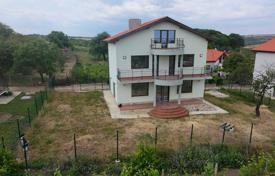 5 dormitorio casa de pueblo 180 m² en Ravna gora (Bulgaria), Bulgaria. 199 000 €