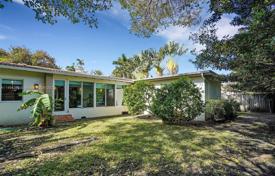 Casa de pueblo – Miami Beach, Florida, Estados Unidos. $2 475 000