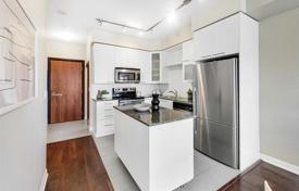 2 dormitorio piso en Sherbourne Street, Canadá. C$938 000