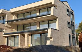 2 dormitorio piso 125 m² en Umag, Croacia. 611 000 €