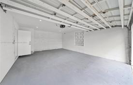 3 dormitorio casa de pueblo 341 m² en Miami, Estados Unidos. $799 000