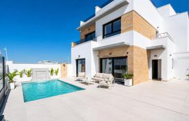 3 dormitorio villa 138 m² en Benijofar, España. 465 000 €