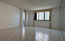 2-dormitorio apartamentos en condominio 96 m² en Miami, Estados Unidos. $599 000