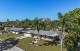 Casa de pueblo – Fort Myers, Florida, Estados Unidos. $450 000