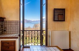 8 dormitorio chalet en Stresa, Italia. 950 000 €