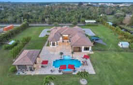 5 dormitorio casa de pueblo 543 m² en Florida, Estados Unidos. $3 890 000