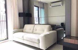 2-dormitorio apartamentos en condominio en Khlong Toei, Tailandia. $351 000