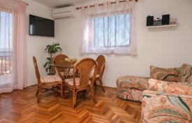 2 dormitorio piso 44 m² en Rabac, Croacia. 195 000 €