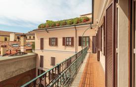 10 dormitorio piso en Milán, Italia. 3 520 000 €