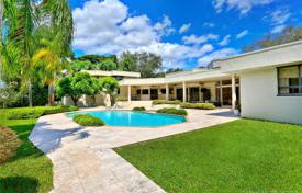 Villa – Miami, Florida, Estados Unidos. $2 300 000