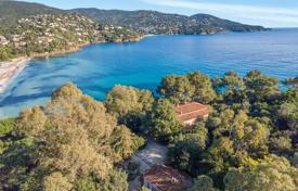 9 dormitorio villa en Le Lavandou, Francia. 15 000 000 €