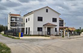 3 dormitorio casa de pueblo 150 m² en Fažana, Croacia. 850 000 €