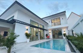 New residential complex with villas en East Pattaya, Tailandia. de $297 000