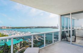 Piso – Miami Beach, Florida, Estados Unidos. $3 900 000