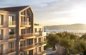 3 dormitorio piso 100 m² en Tivat city, Montenegro. 831 000 €