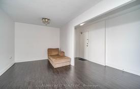 5 dormitorio piso en Scarborough, Canadá. C$671 000