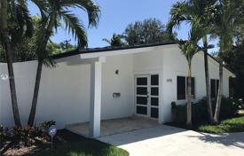 Chalet – South Miami, Florida, Estados Unidos. $799 000