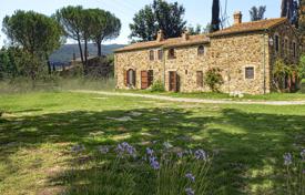 15 dormitorio chalet en Grosseto, Italia. 997 000 €