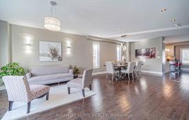 11 dormitorio casa de pueblo en Scarborough, Canadá. C$2 204 000