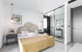 3 dormitorio villa 120 m² en Torrevieja, España. 700 000 €