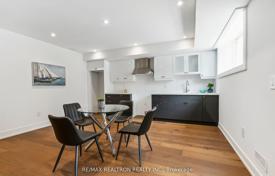13 dormitorio casa de pueblo en Scarborough, Canadá. C$2 685 000
